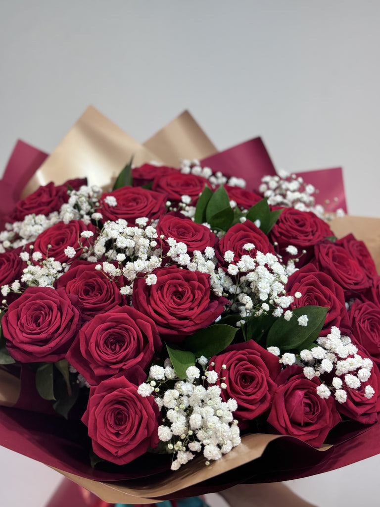 Luxurious Long Stems Red Rose & Gypsphla - Rams florists