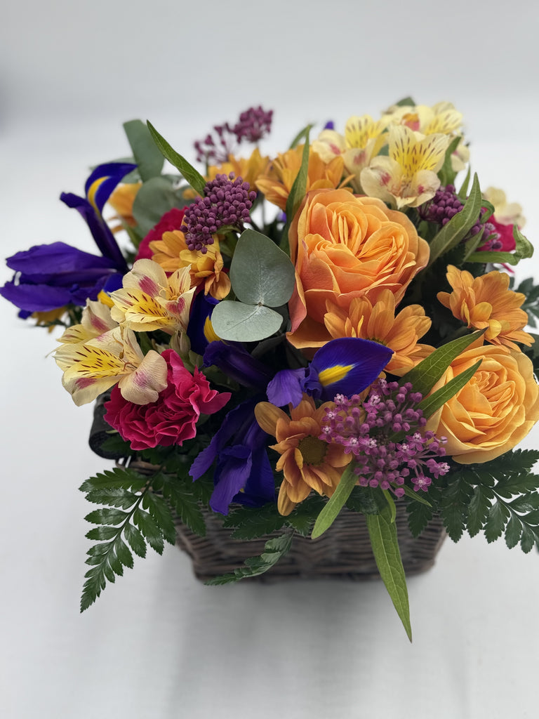 Luxurious Mothers Day Bright Hatbox Flowers - Rams florists