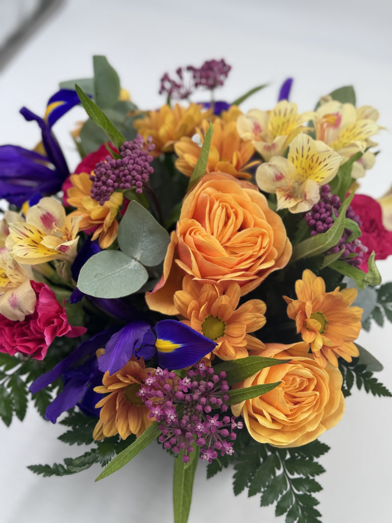 Luxurious Mothers Day Bright Hatbox Flowers - Rams florists