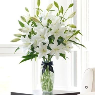 Luxury White Oriental Lily Vase
