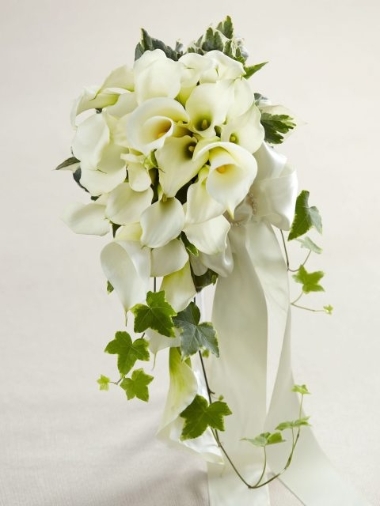 White Calla Lily Cascade Bouquet